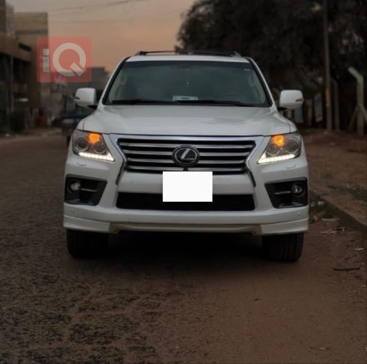 Lexus LX